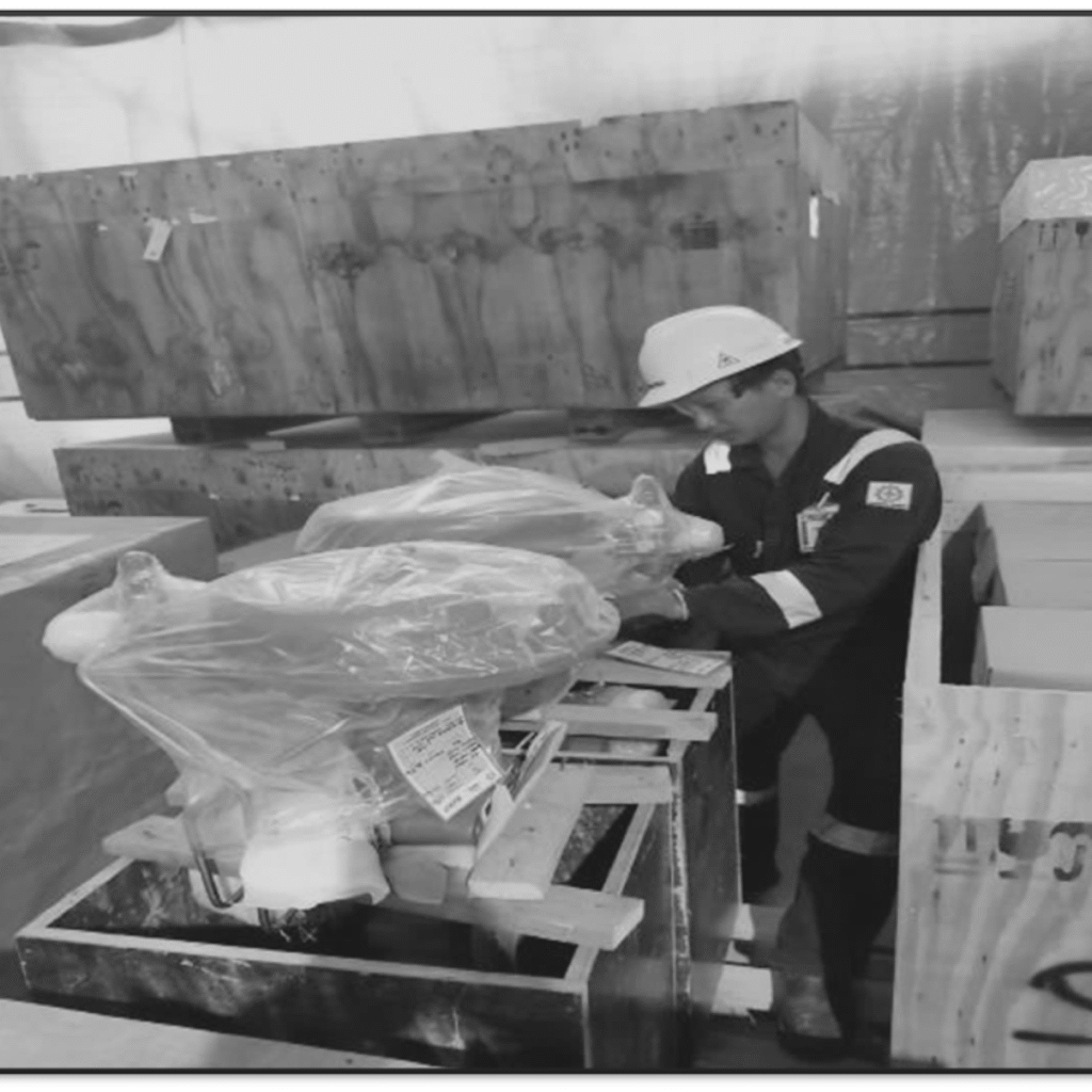 TIPE A : STORAGE WITH AIR CONDITIONER